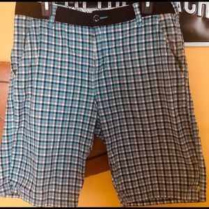 ANALOG, EXCLUSIVE BRAND.  Bermuda shorts size 34 for men.